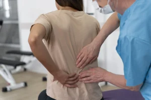 Woman is getting treatment of Ligamentum Flavum from MVM clinic