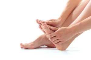 Woman is suffering from Toe Numb