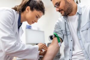 Doctor is doing checkup of Varicose Veins at MVM Clinic